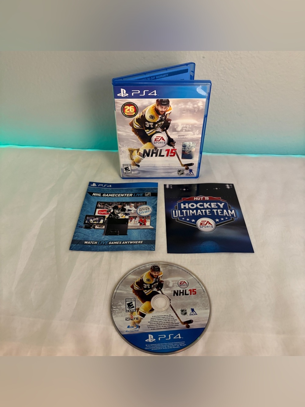 NHL 15 (Sony PlayStation 4, 2014) PS4 Tested & Works Hockey Videogame CIB